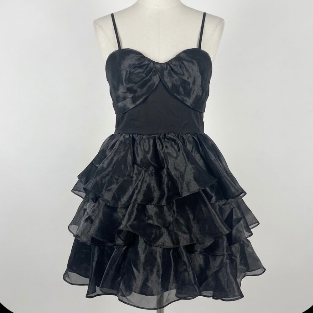 City Studio Black Tiered Ruffle Mini Dress Sz 9/10 Whimsigoth Vamp Y2K Coquette